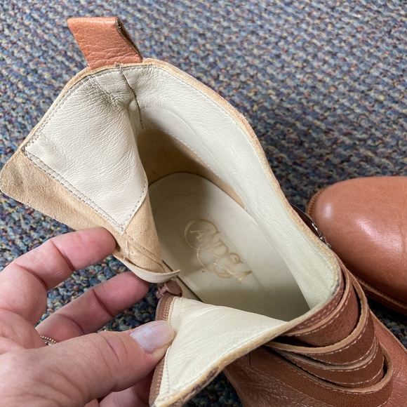 Candela Colt Booties in Blush Size 7 - Picture 3 of 7